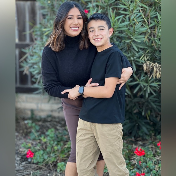 Like this listing to get notified when I go live!! Unlisted item’s !!!!🚨… - Picture 7 of 11